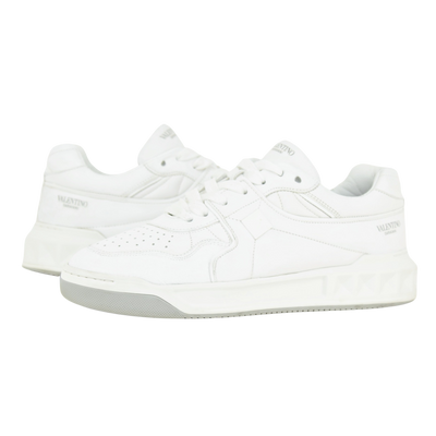 Valentino One-Stud | Size 7 | Pre-Owned