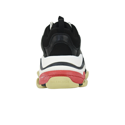 Balenciaga Triple S | Size 8 | Pre-Owned