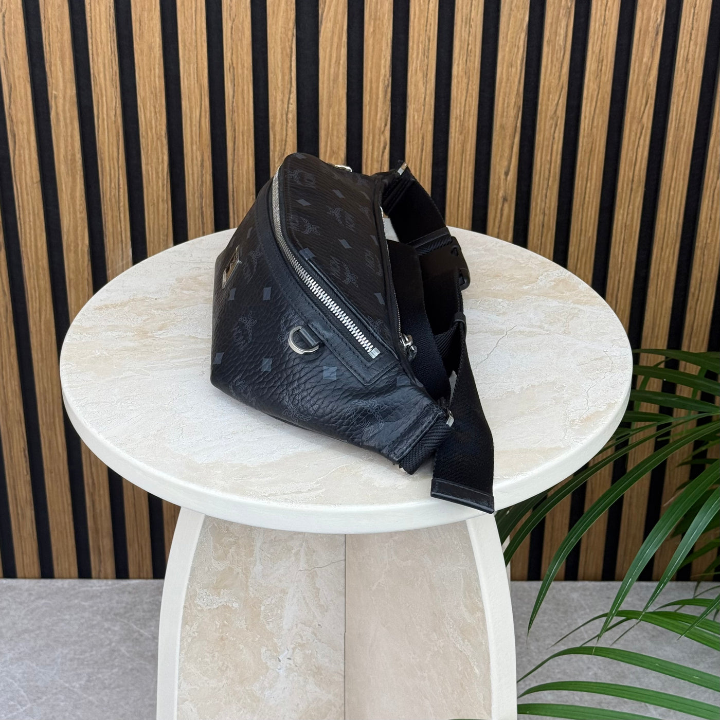 MCM VISETOS BELT BAG | MEDIUM | Pre-Owned