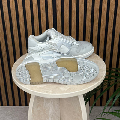 Off-White Out Of Office | Size 9 | Pre-Owned