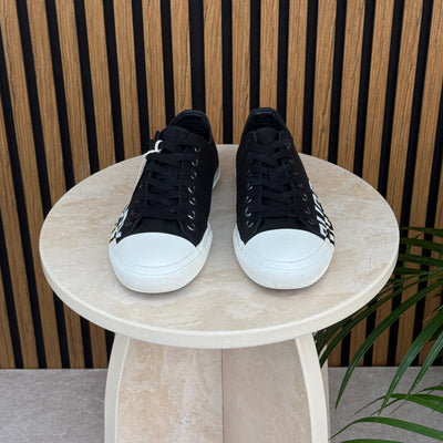 Burberry Larkhall | Size 8 | Pre-Owned