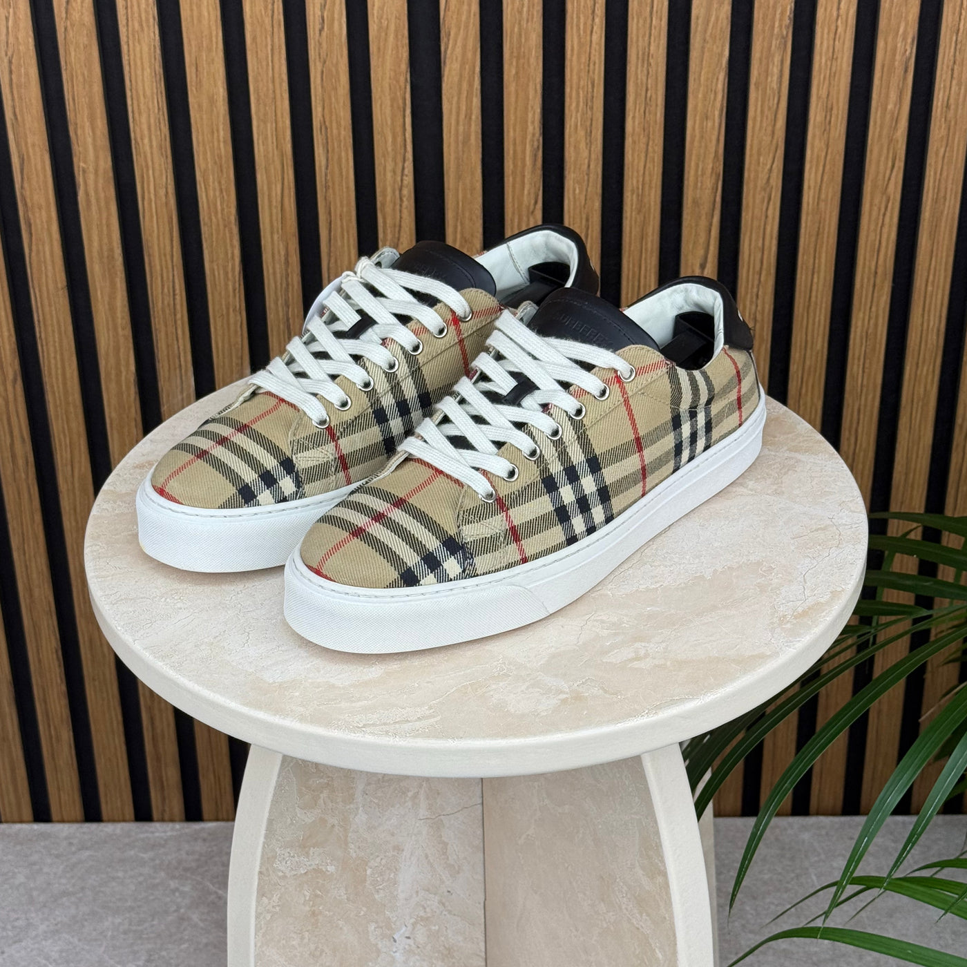 Burberry Check Trainers | Size 9 | Pre-Owned