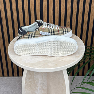 Burberry Check Trainers | Size 9 | Pre-Owned