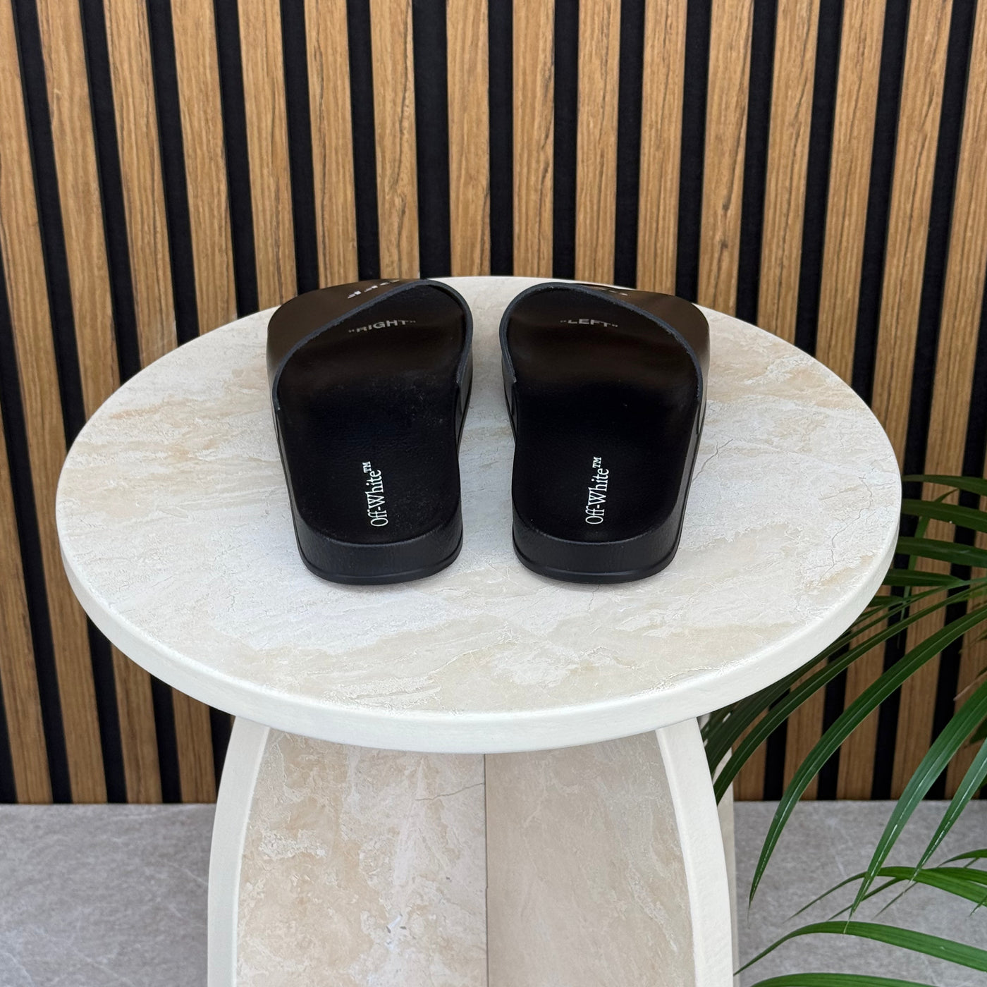 Off-White Sliders | SIZE 6 | Pre-Owned