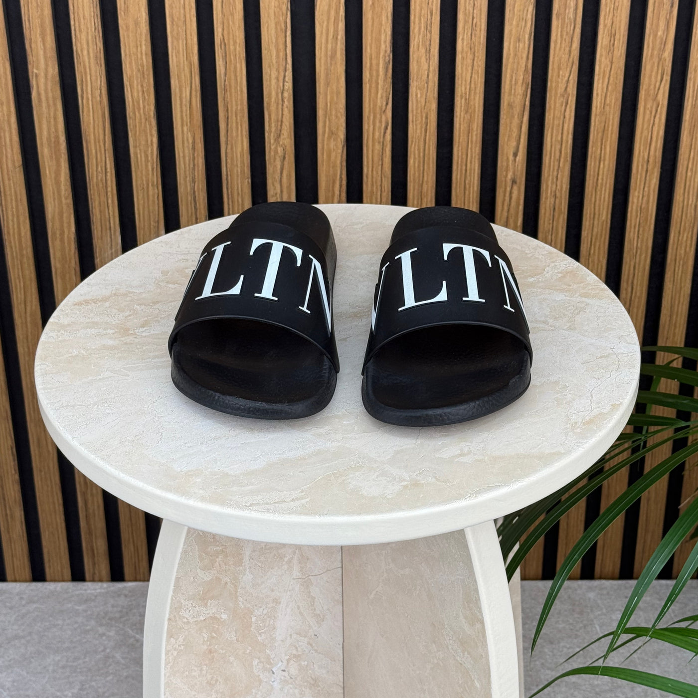 Valentino VLTN Sliders | SIZE 7 | Pre-Owned