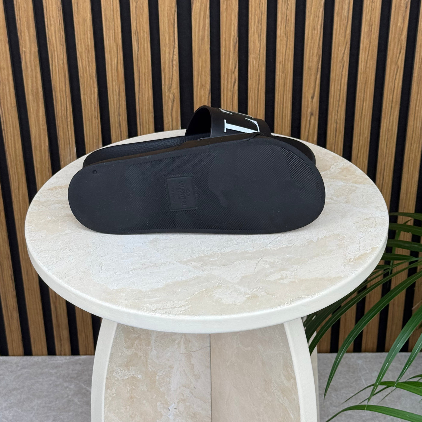 Valentino VLTN Sliders | SIZE 7 | Pre-Owned