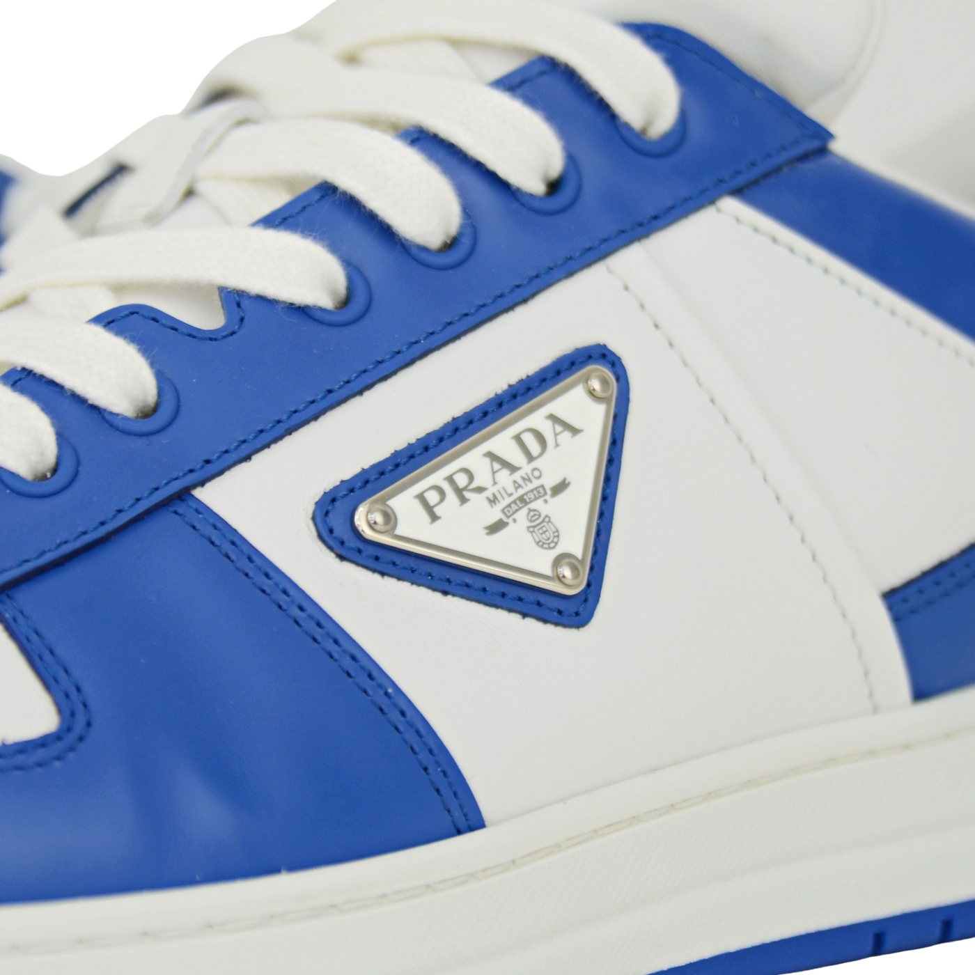 Prada Downtown | Size 9.5 | Pre-Owned