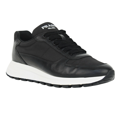 Prada Prax | Size 9 | Pre-Owned