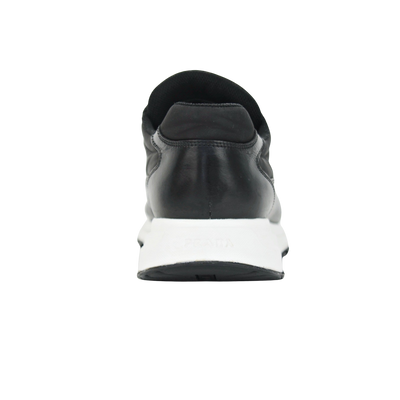 Prada Prax | Size 9 | Pre-Owned