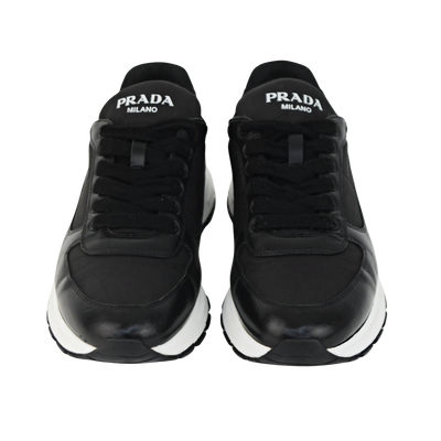 Prada Prax | Size 9 | Pre-Owned
