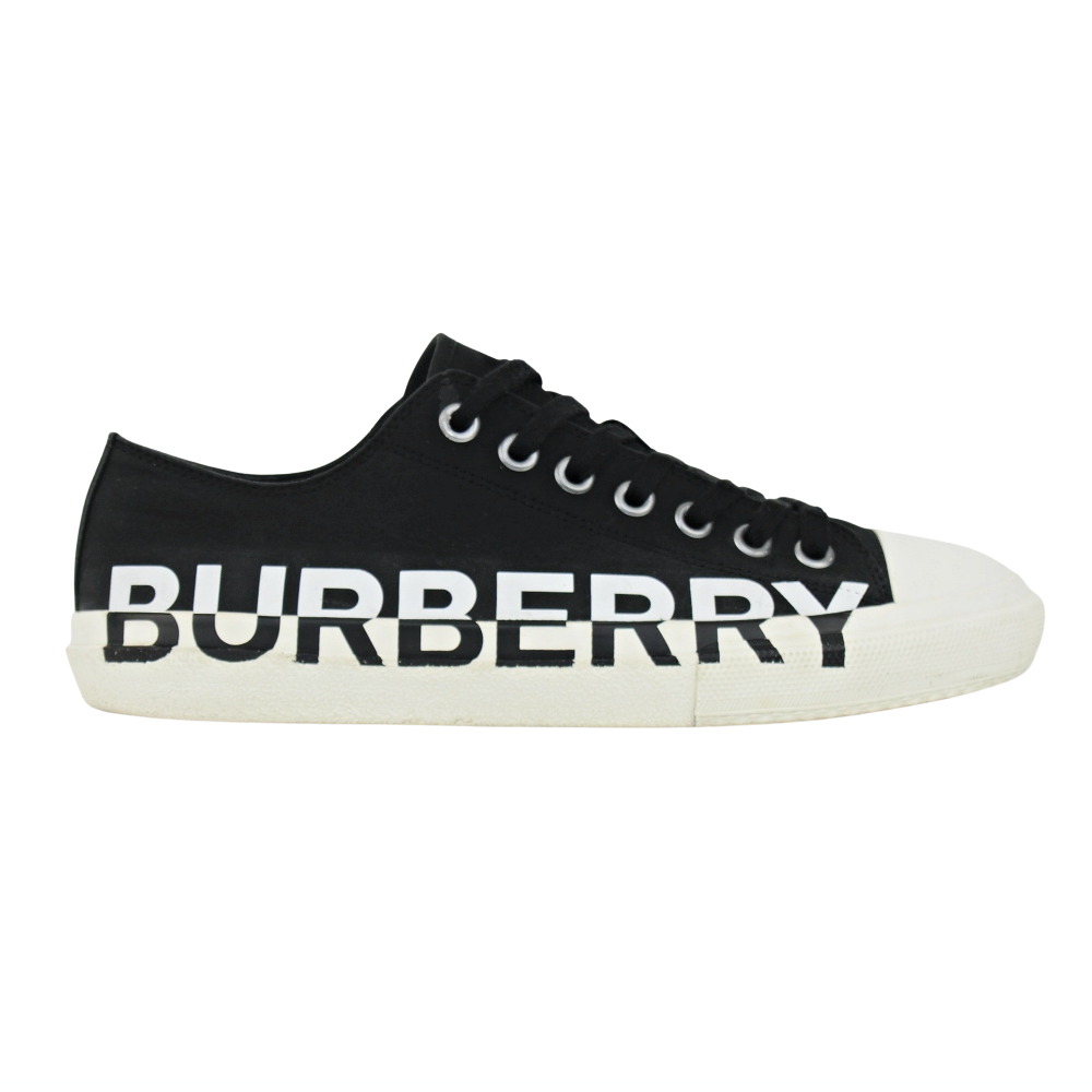 Burberry Larkhall | Size 8 | Pre-Owned