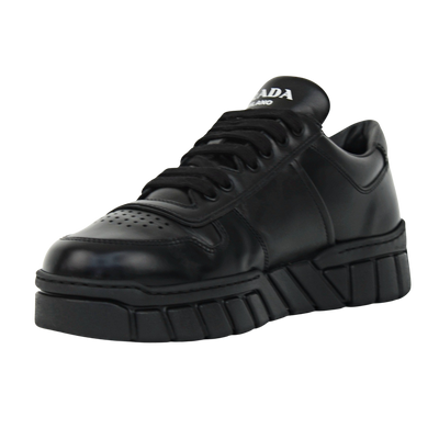 Prada Fly Block | Size 9.5 | Pre-Owned