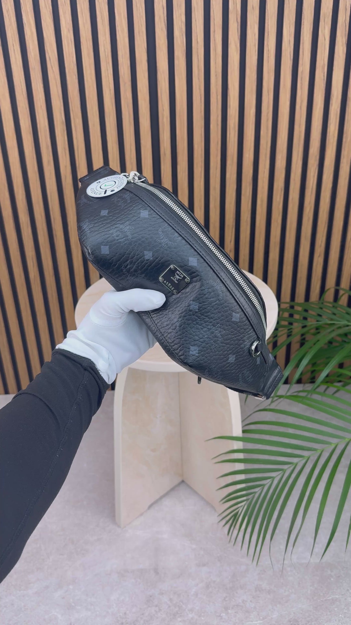 MCM VISETOS BELT BAG | MEDIUM | Pre-Owned